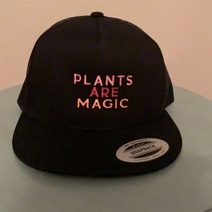 Trucker hat Plants are Magic